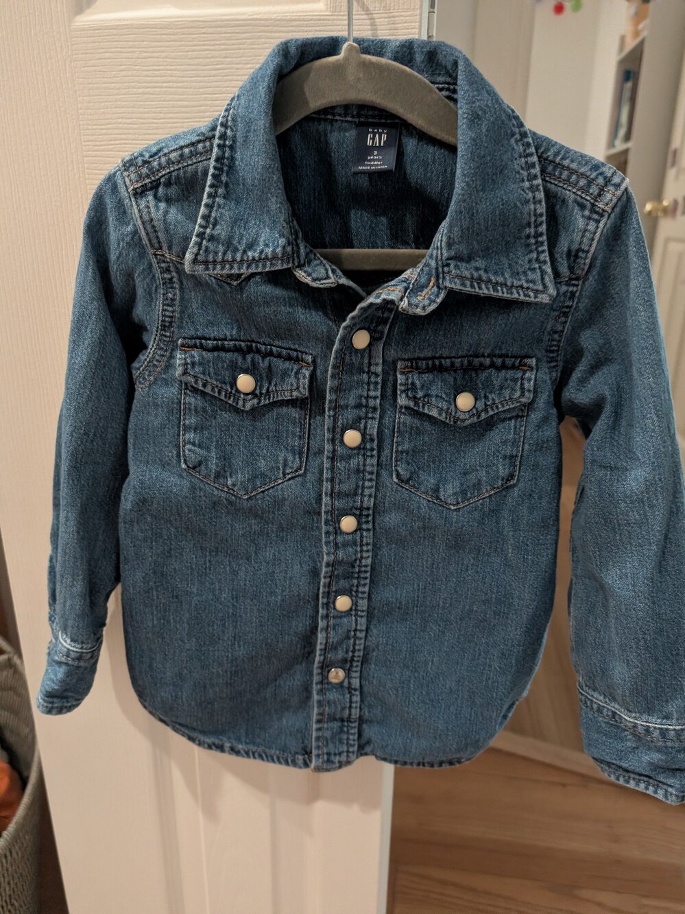 Gap Kids Western Denim Shirt with Pearl Snap Buttons, Size 3T, Unisex